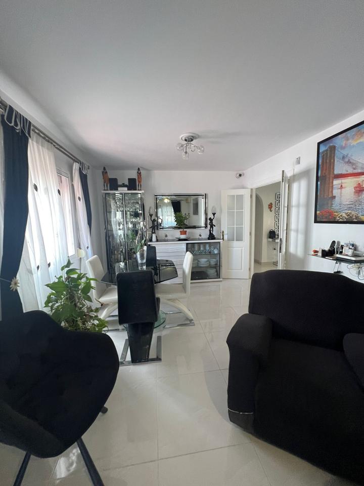 Piso en Calle Tenerife, Fañabé Pueblo, Santa Cruz de Tenerife de 111 m2