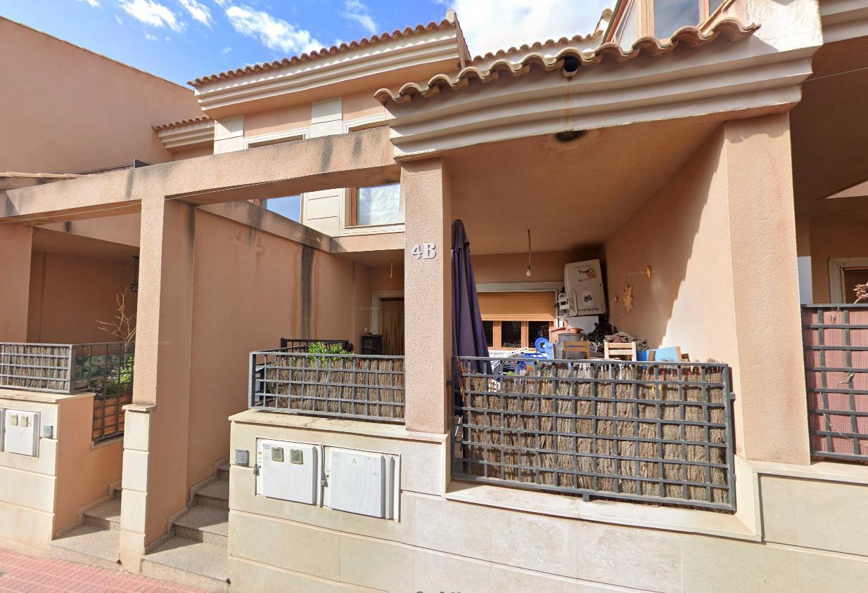 Bungalow en Carrer Benjamin Palencia, Monòver, Alicante de 145 m2