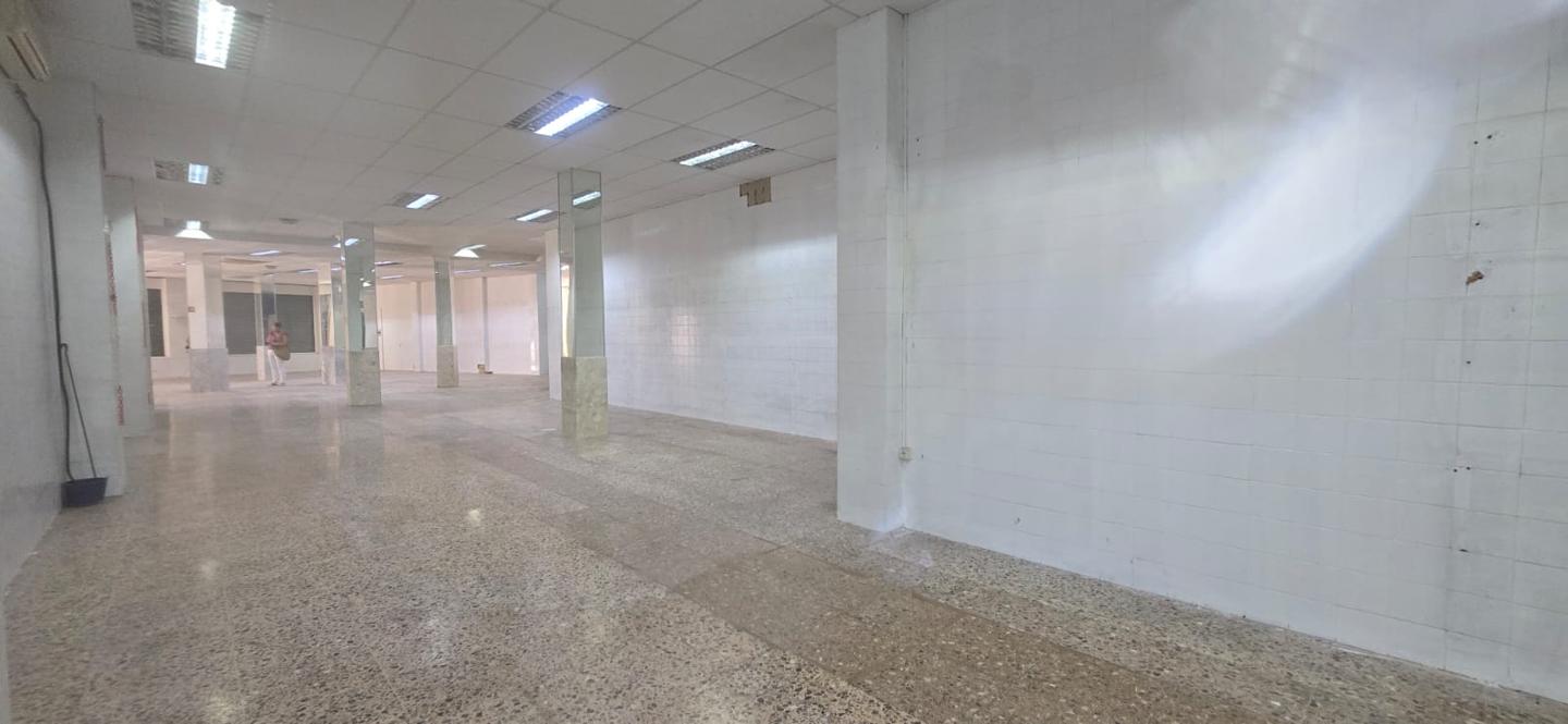 Local en València, Valencia de 300 m2