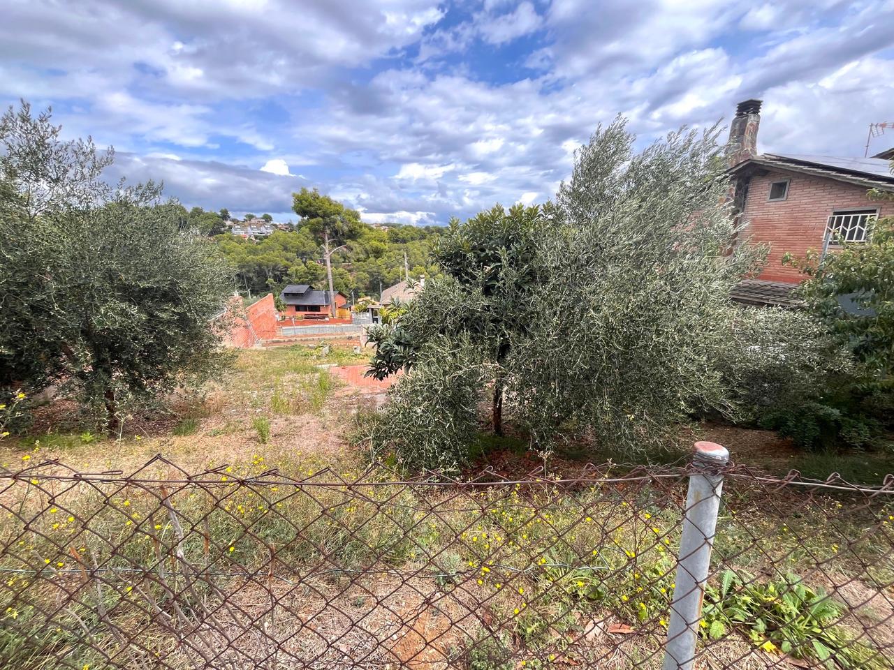 Terreno en Carrer d'Arenys, Rubí, Barcelona de 511 m2
