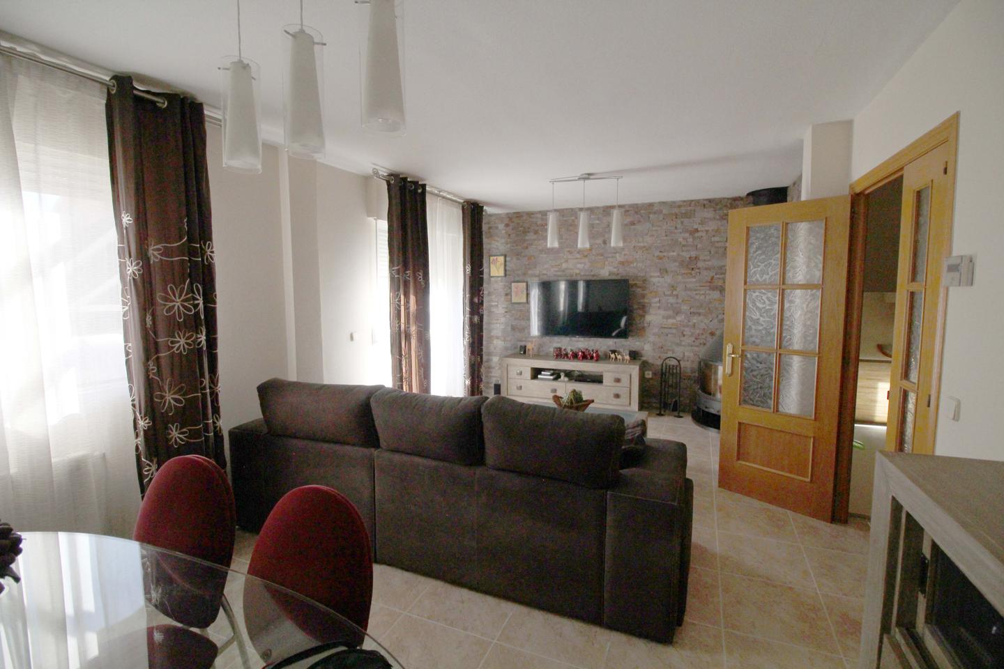Casa / chalet en Calle Granados, Azuqueca de Henares, Guadalajara de 295 m2