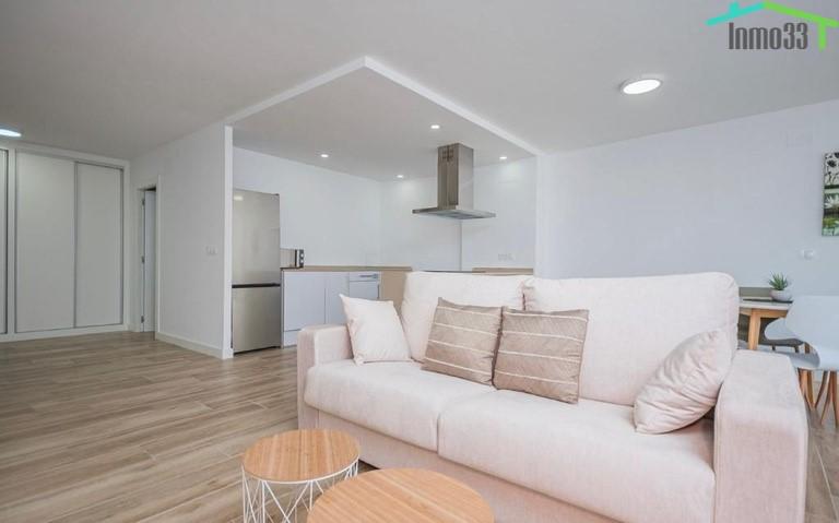 Piso en Plaça de la Generalitat, Villajoyosa, Alicante de 83 m2