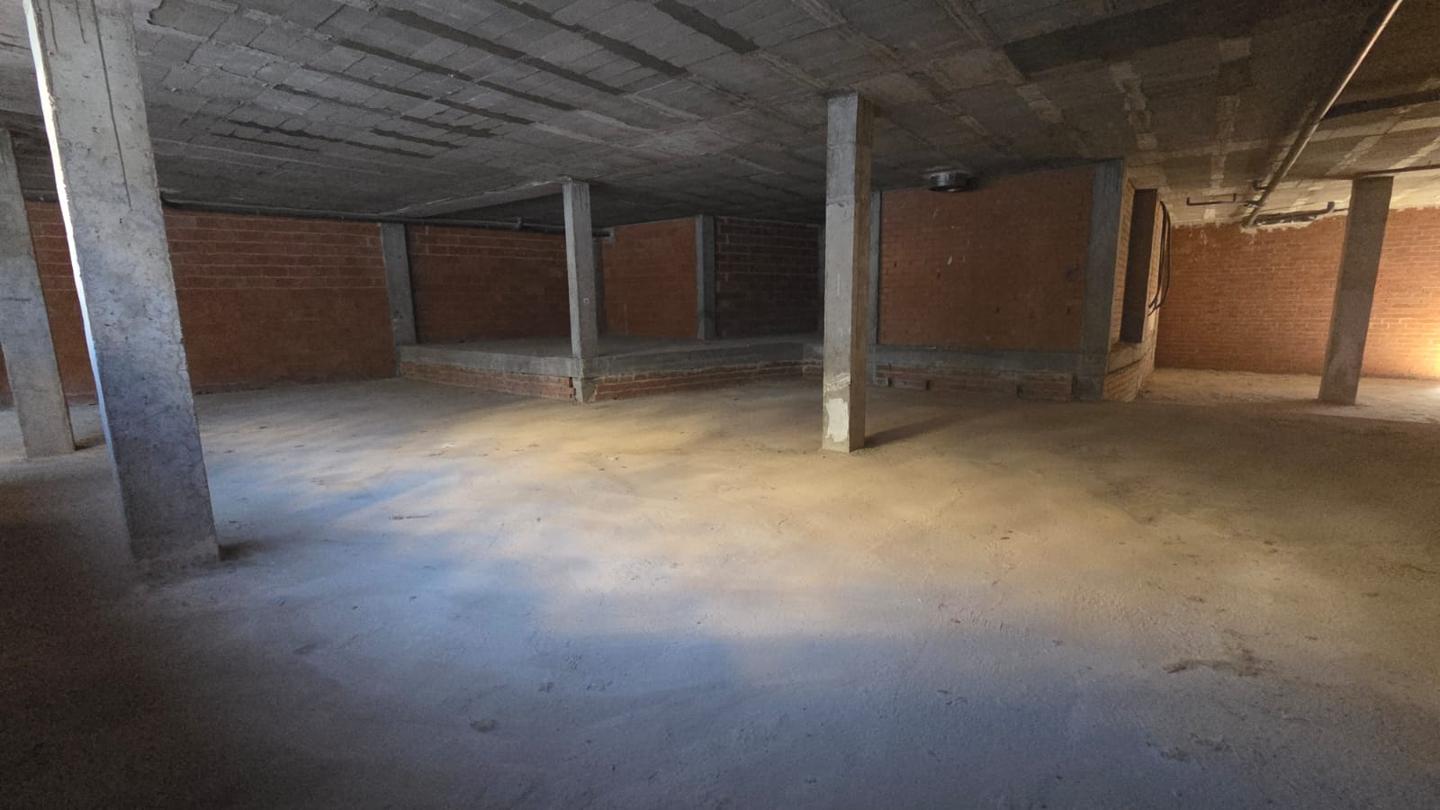 Local en Avenida del Rey Juan Carlos I, Tarancón, Cuenca de 416 m2