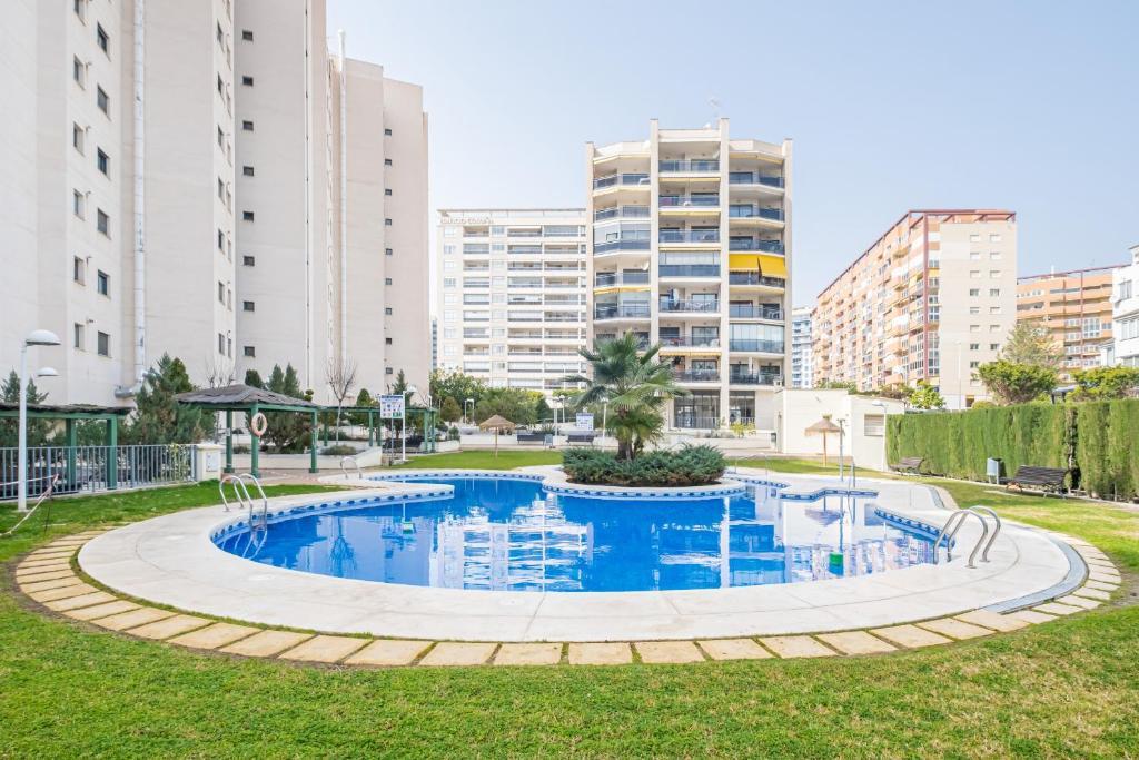 Plaza de parking en AVENIDA ROSA DE LOS VIENTOS, VILLAJOYOSA, ALICANTE de 15 m2