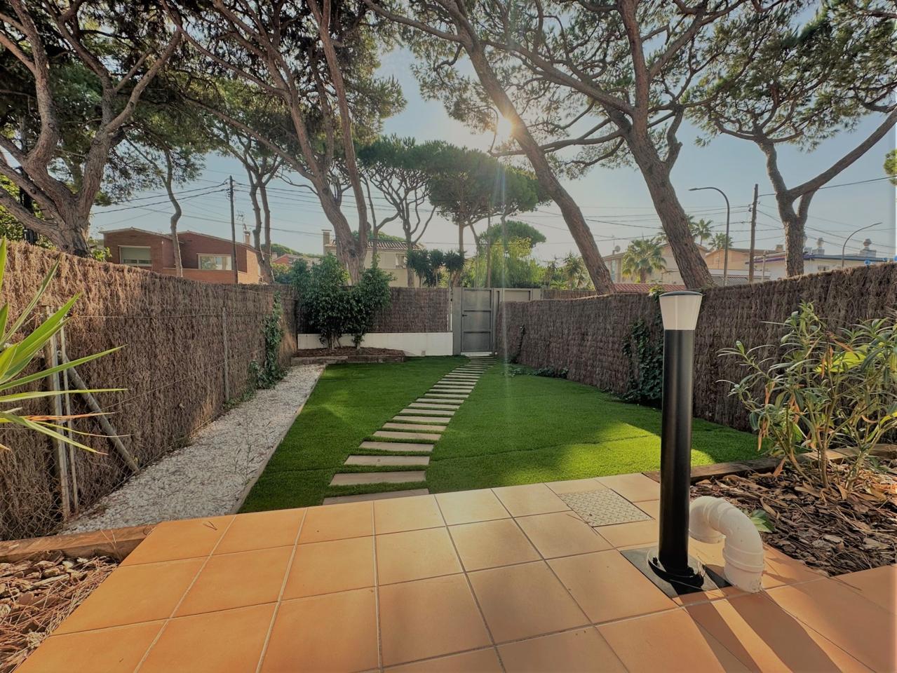 villa en castelldefels · playa 940000€
