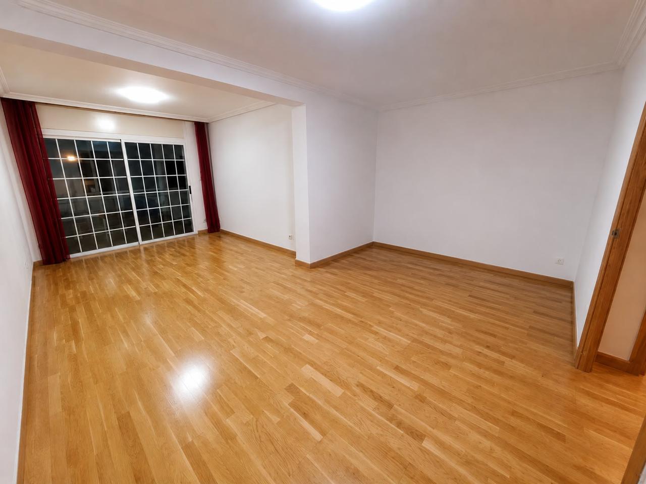 Piso en Paseo de María Agustín 86, Zaragoza, Zaragoza de 98 m2