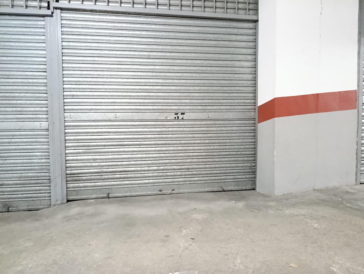 Plaza de parking en Avenida de Juan Carlos I, Ibi, Alicante de 12 m2