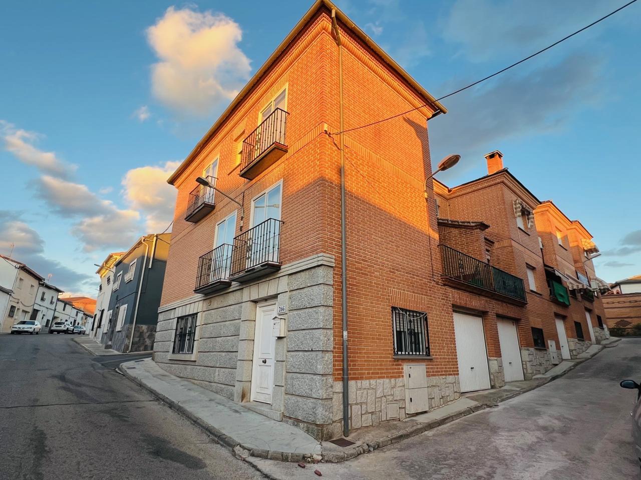 villas en la-torre-de-esteban-hambran · calle-san-roque-45920 167000€
