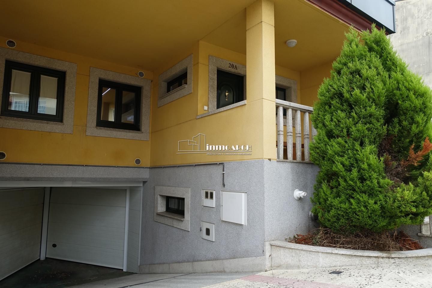 Casa / chalet en Rúa Andrés Gaos, Culleredo, A Coruña de 234 m2