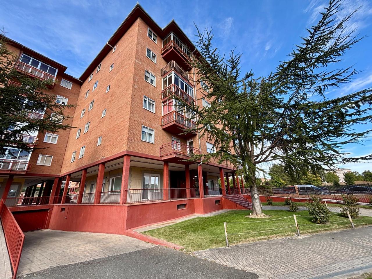 Piso en Avenida de la Juventud, Ávila, Ávila de 150 m2