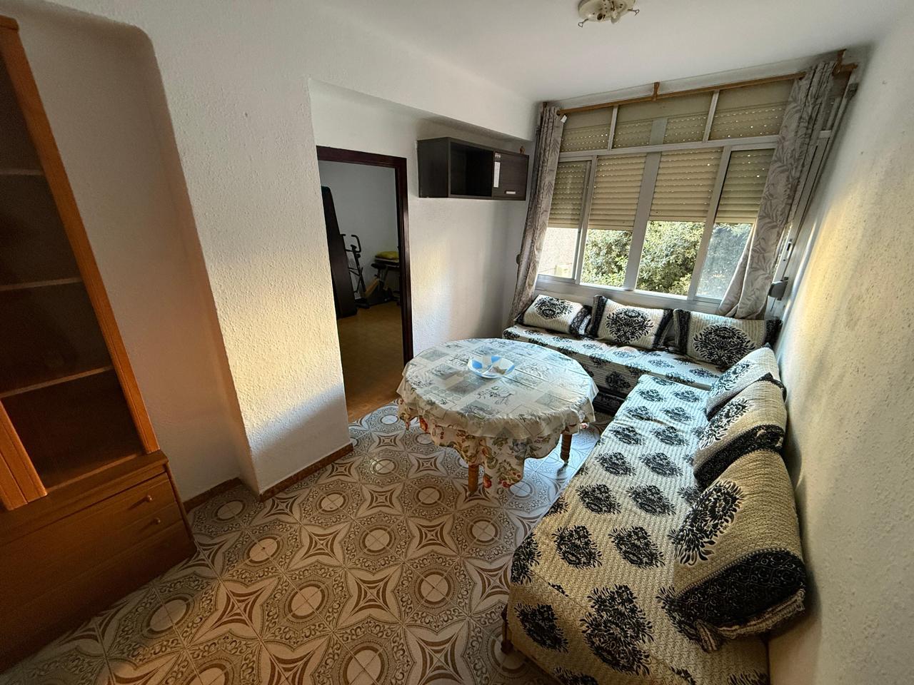 Piso en Carrer de Joan Arús i Borràs, Cornellà de Llobregat, Barcelona de 48 m2