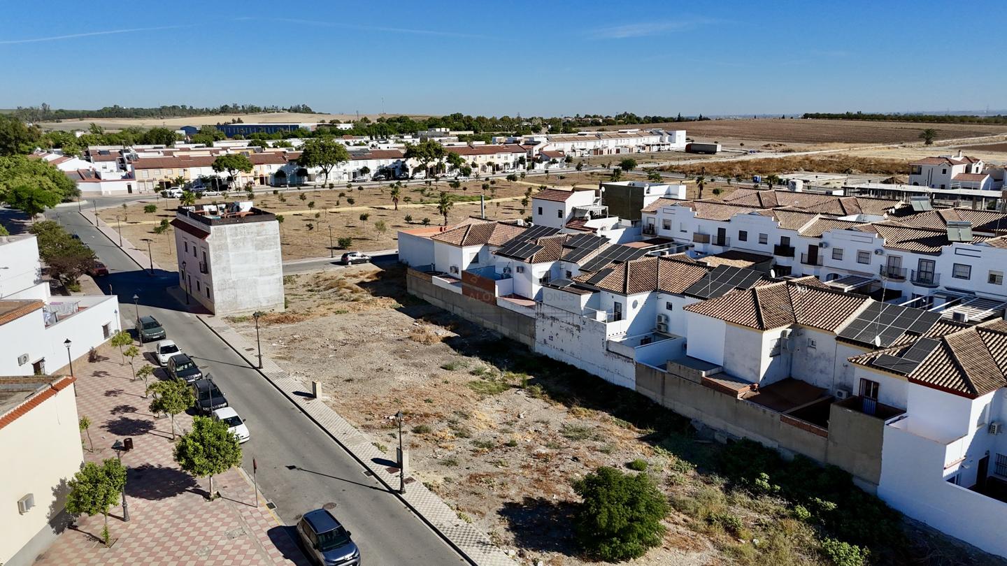 Terreno en Calle Salvador Távora, Las Cabezas de San Juan, Sevilla de 133 m2