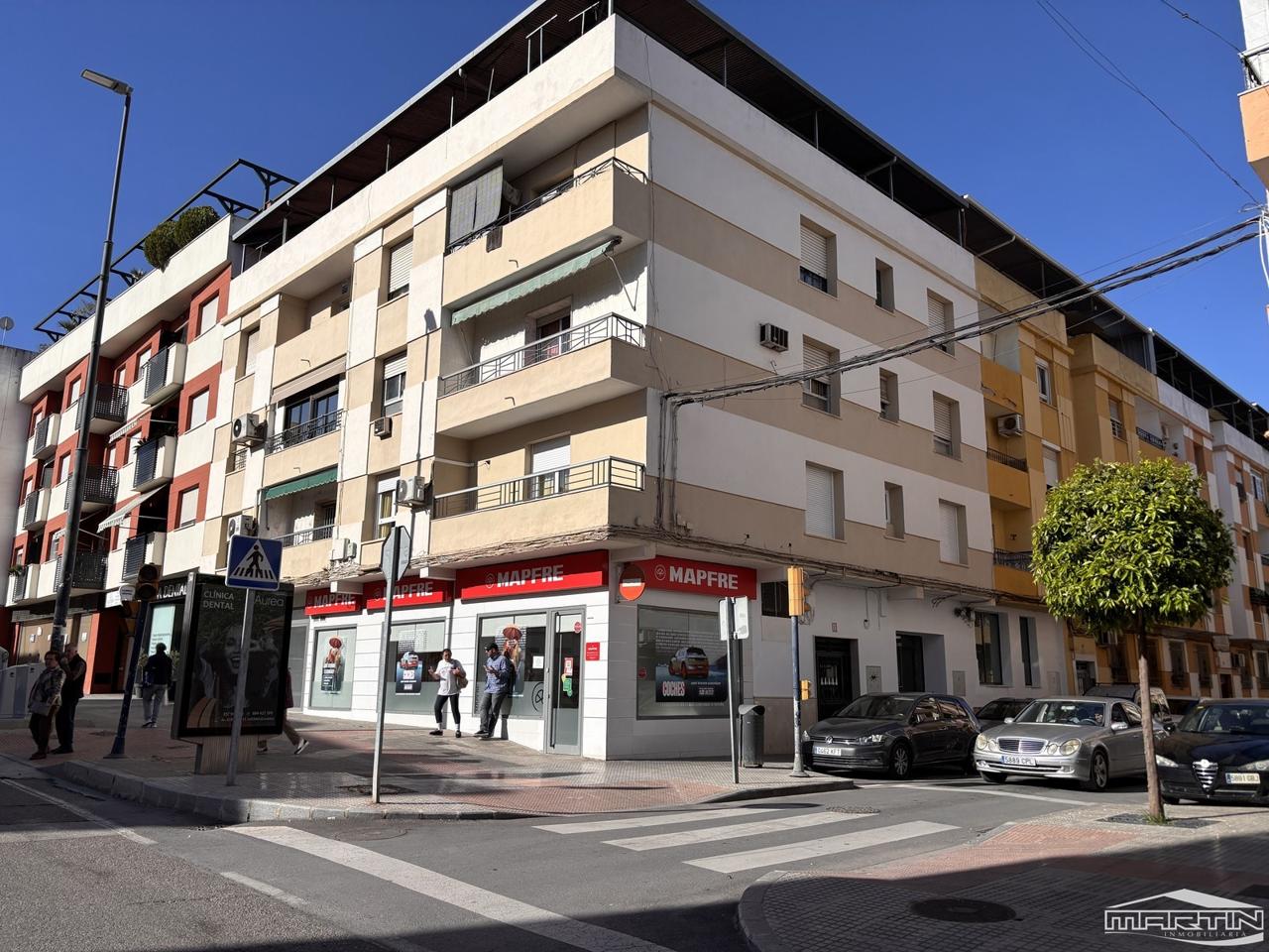 Local en Avenida del Parque, Lucena, Córdoba de 244 m2