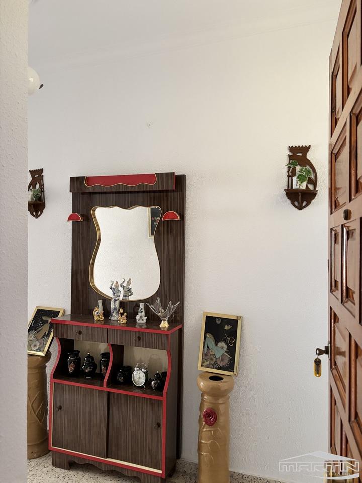 Piso en Calle Mediabarba, Lucena, Córdoba de 82 m2