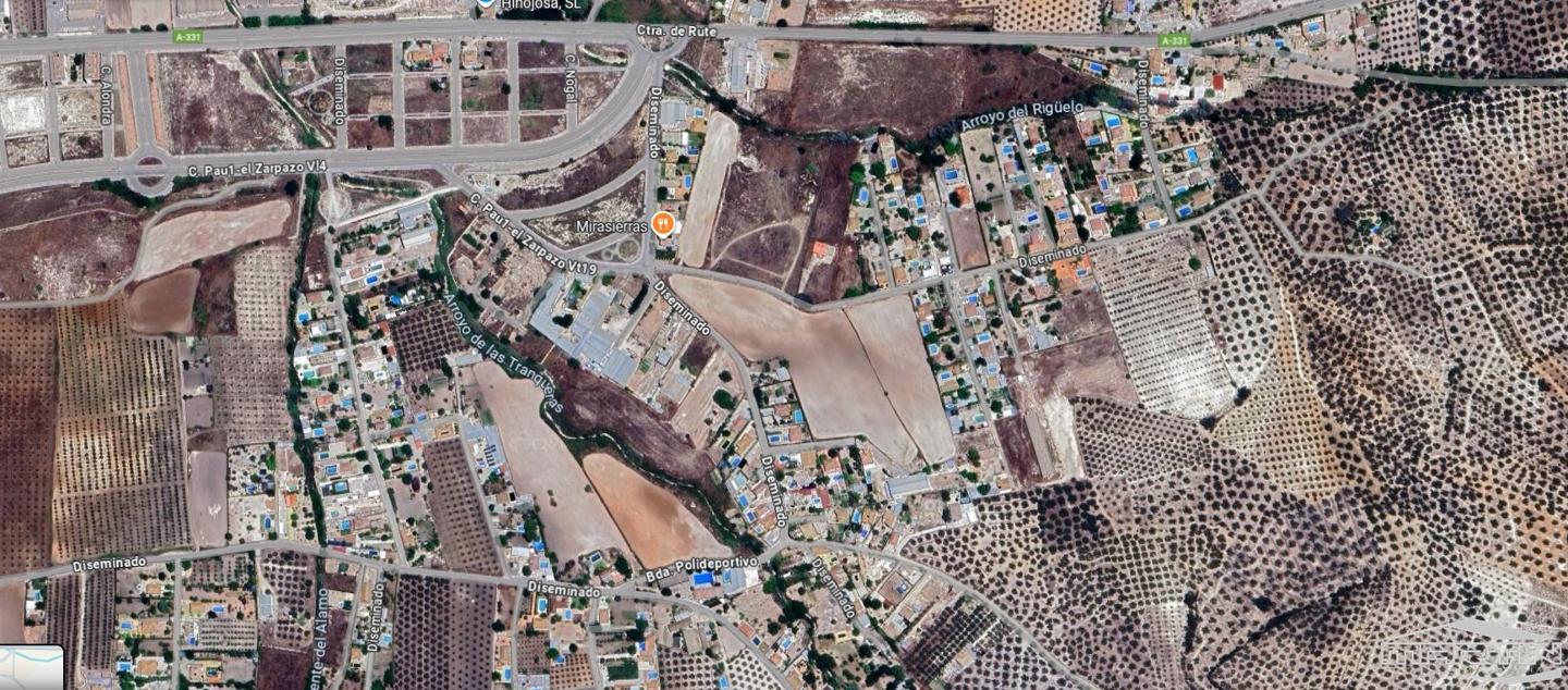 Terreno en El Zarpazo, Lucena, Córdoba de 10000 m2