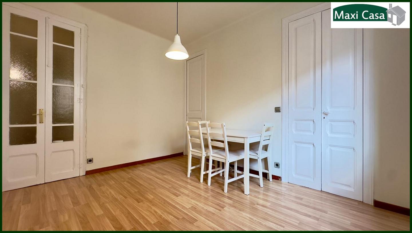 Piso en Carrer de Francisco Giner, Barcelona, Barcelona de 63 m2
