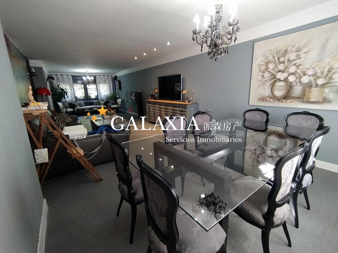 Casa / chalet en Ugena, Toledo de 270 m2
