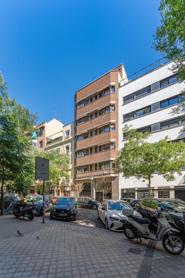 apartamentos en madrid · calle-de-galileo-28015 1600€