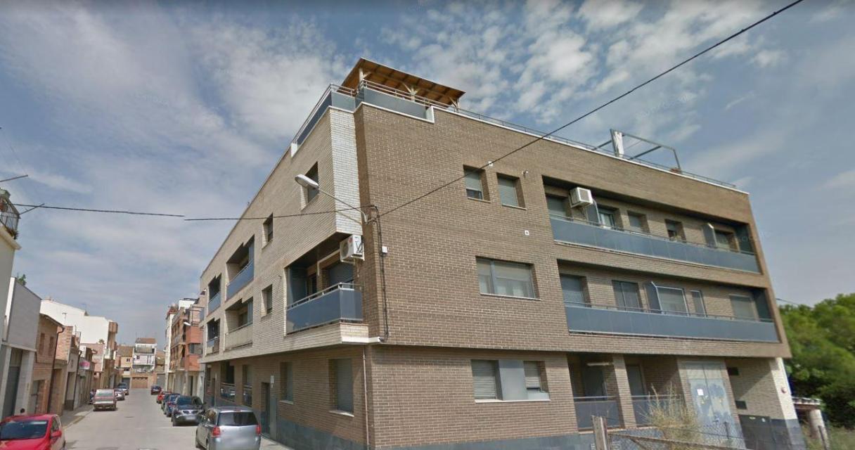 Plaza de parking en Carrer Verge del Pilar, Alcoletge, Lleida de 12 m2