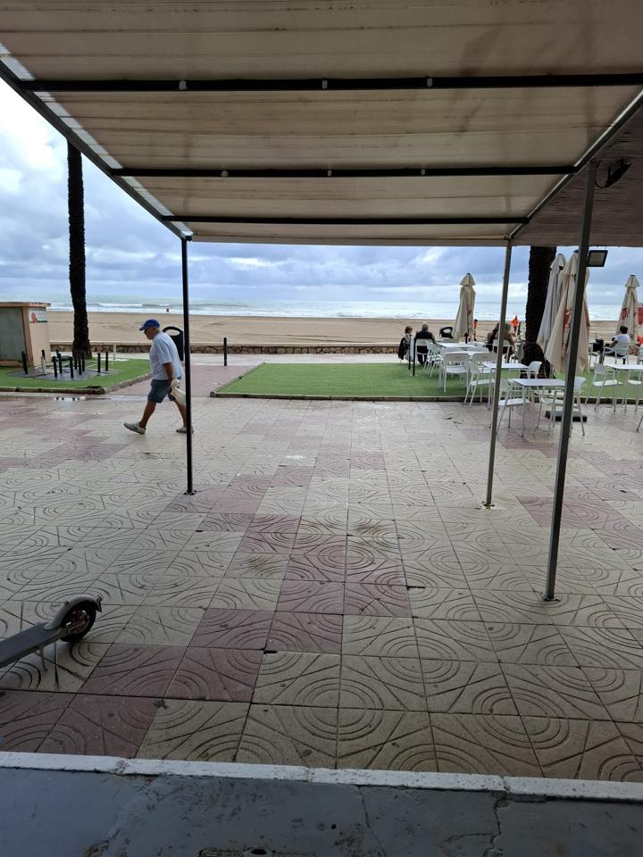 Local en Avinguda Alacant, Cullera, Valencia de 90 m2
