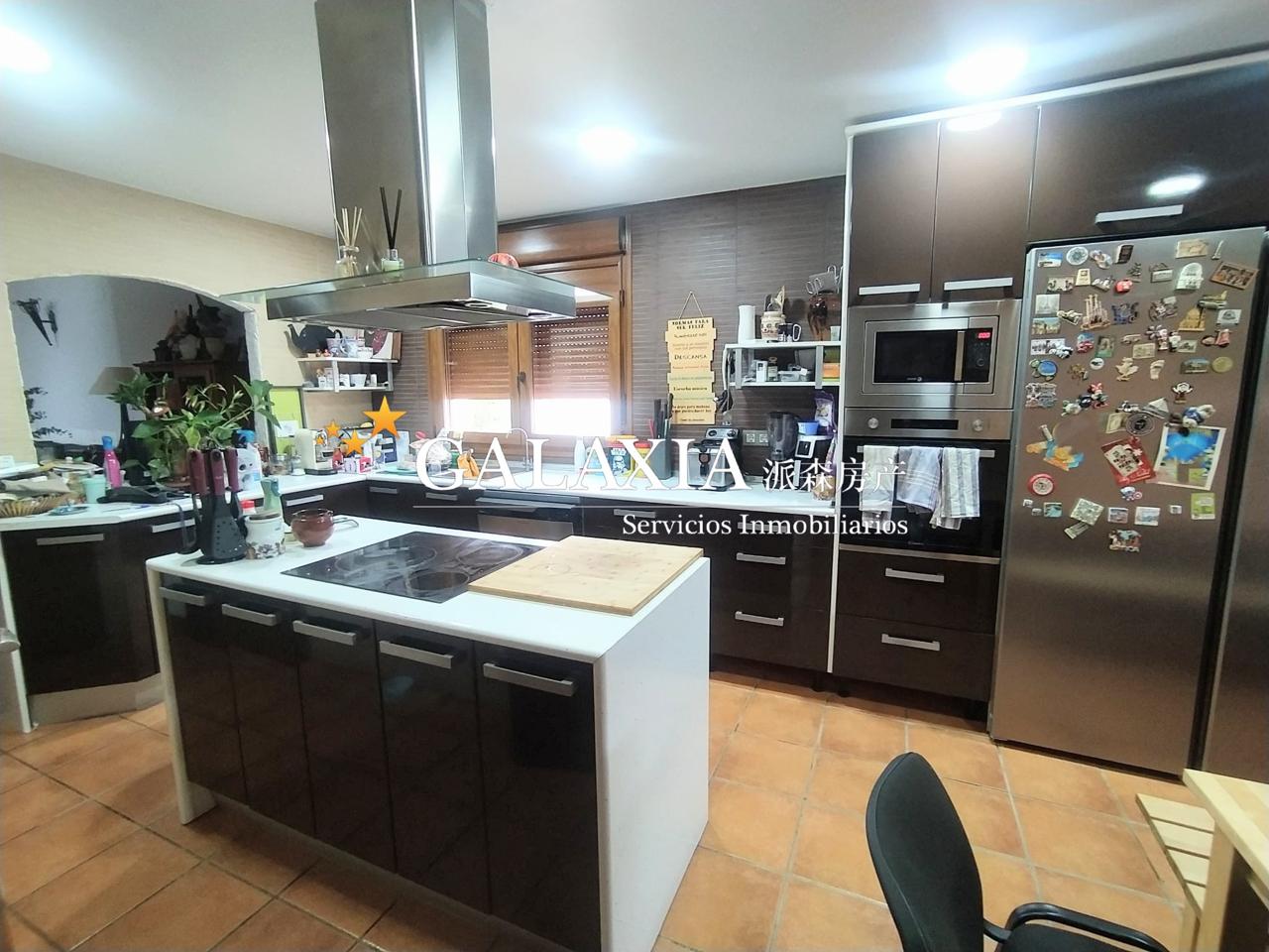 Casa / chalet en Carranque, Toledo de 360 m2