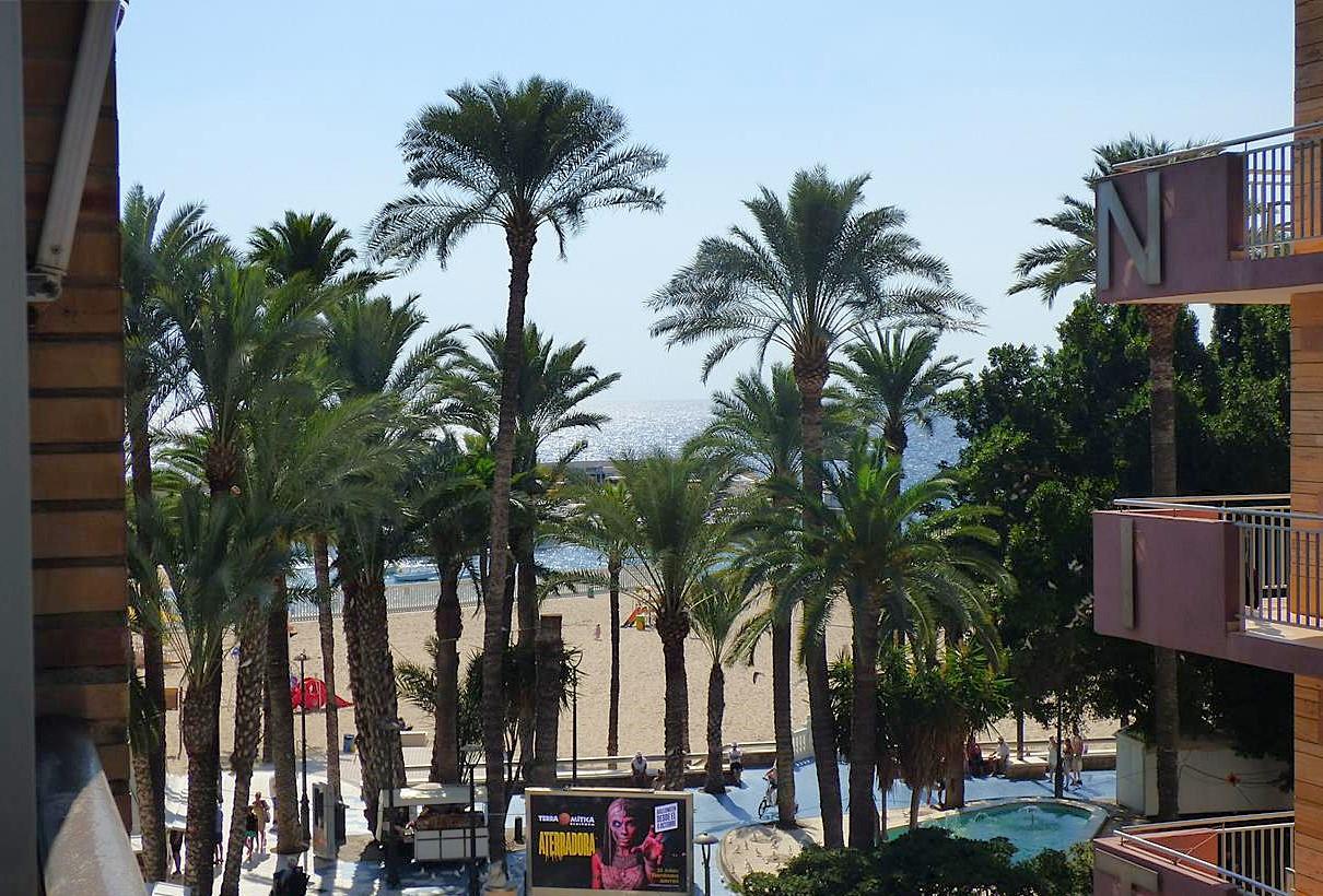 Piso en Avenida de los Almendros 4, Benidorm, Alicante de 50 m2