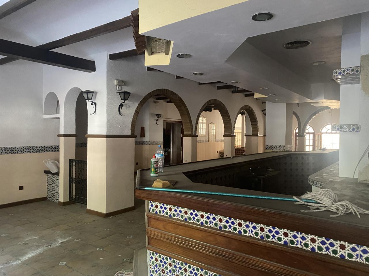 Local en Vicente Blasco Ibáñez, Redovan, Alicante de 380 m2