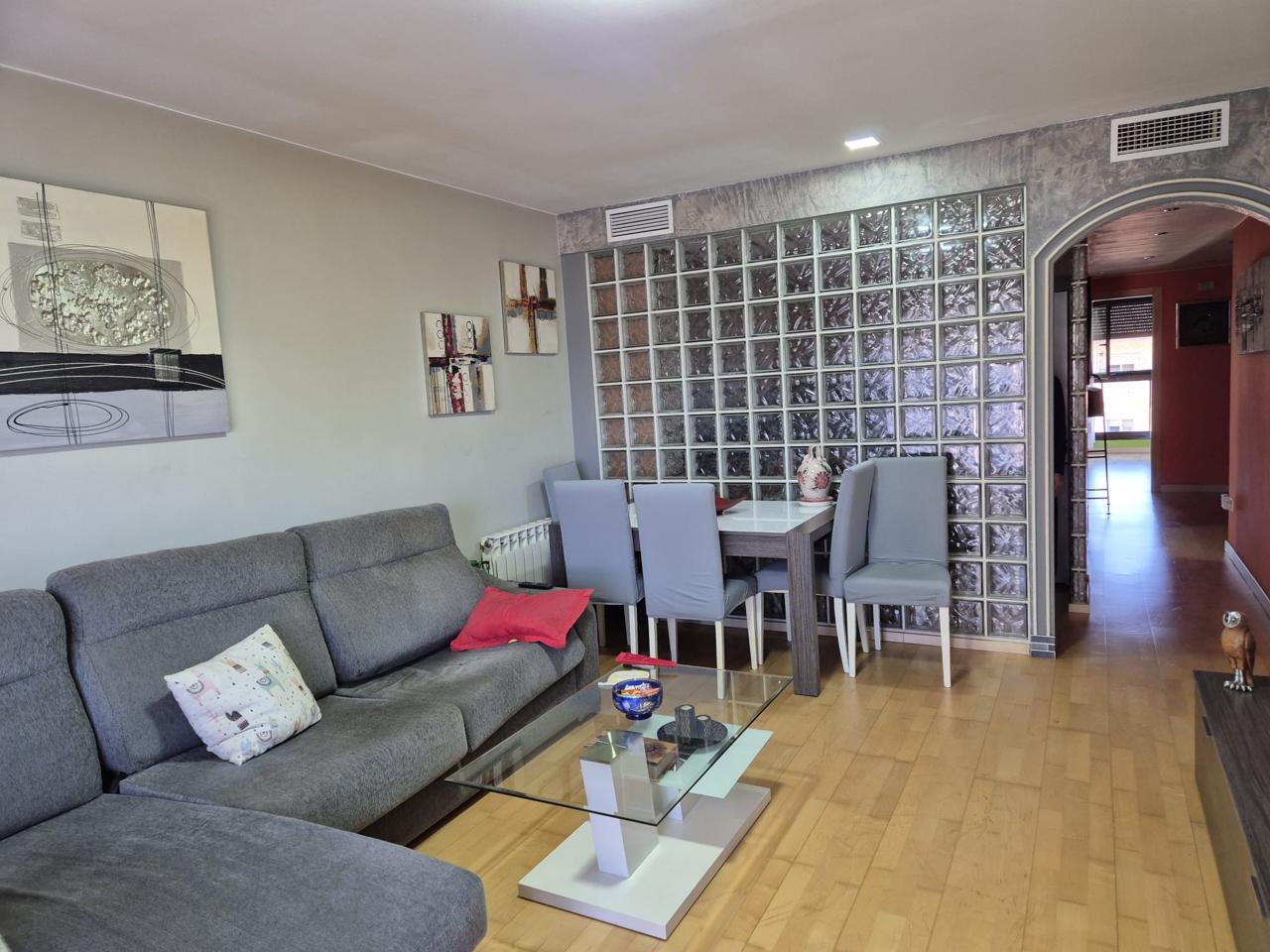 Piso en Calle del Heraldo de Aragón, Zaragoza, Zaragoza de 76 m2