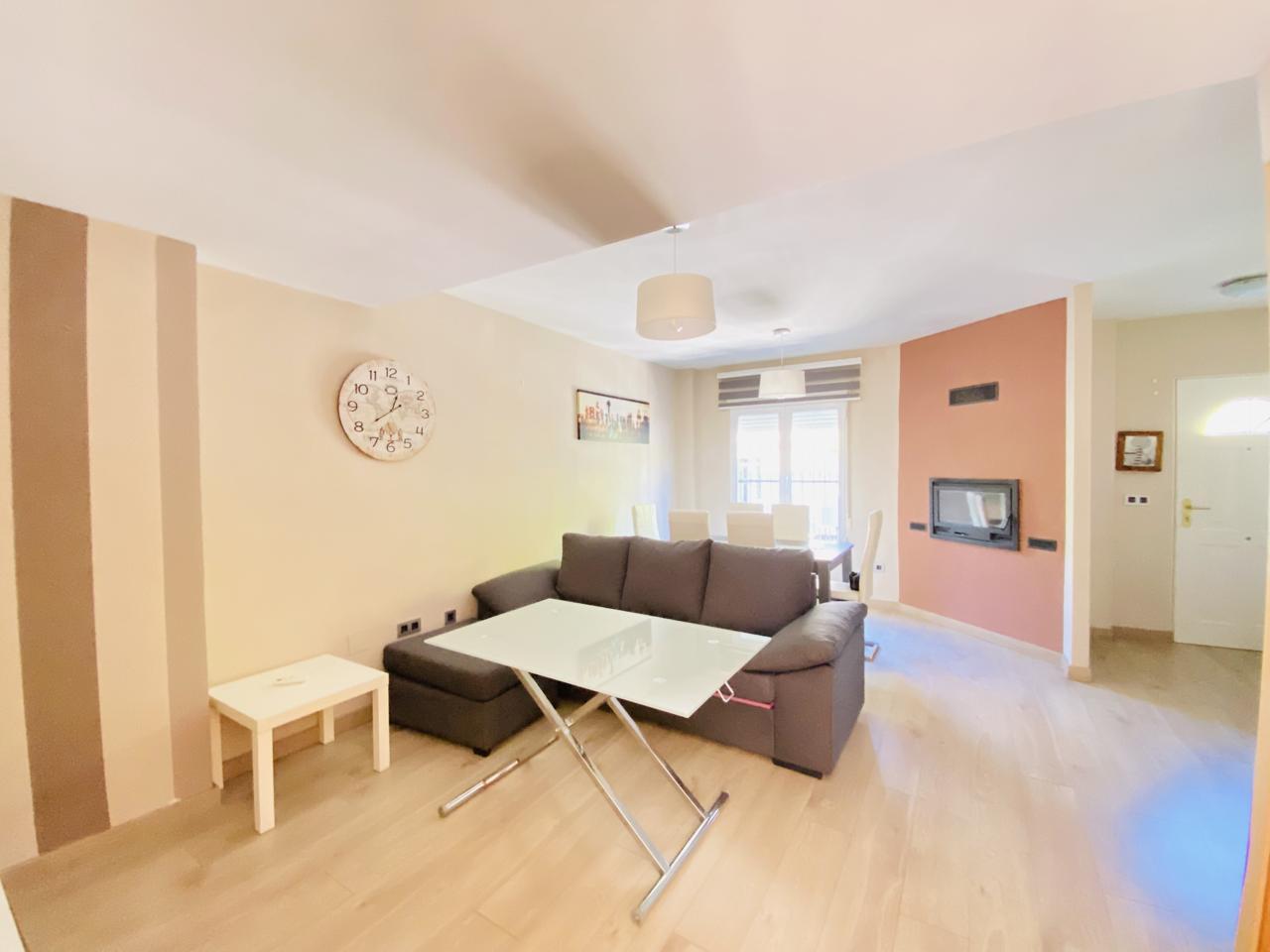 Casa / chalet en Calle Averroes, Granada, Granada de 180 m2