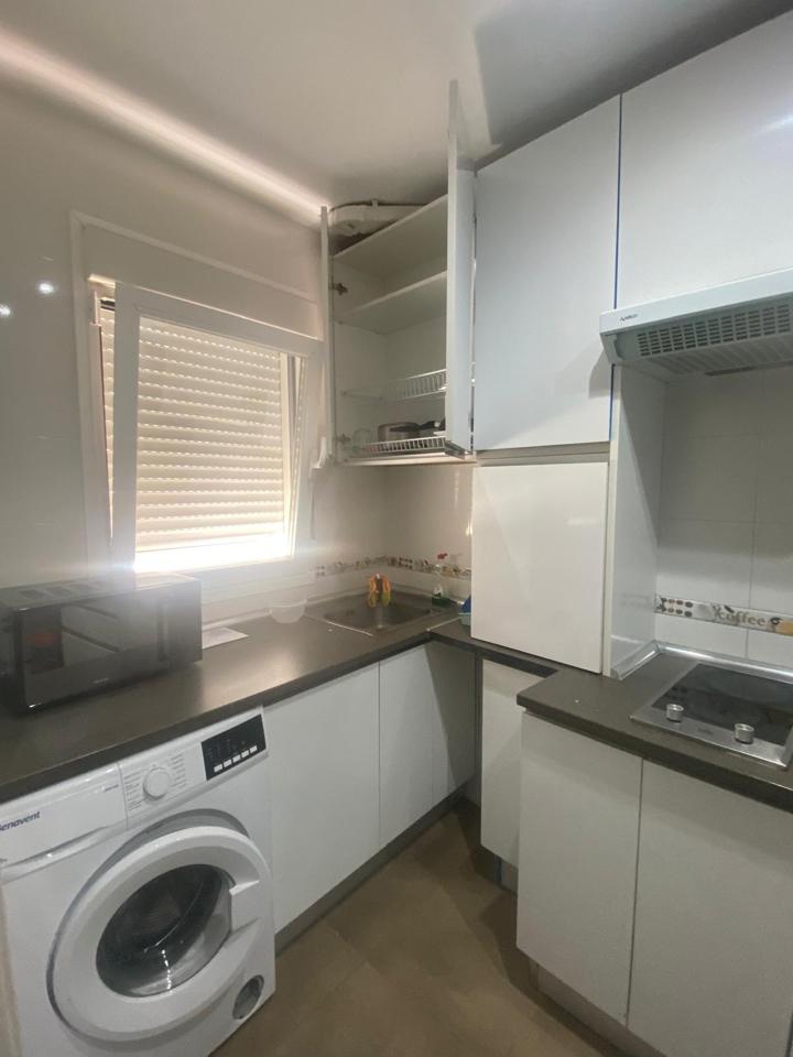 Habitación en Calle de la Constitución, Fuenlabrada, Madrid de 15 m2