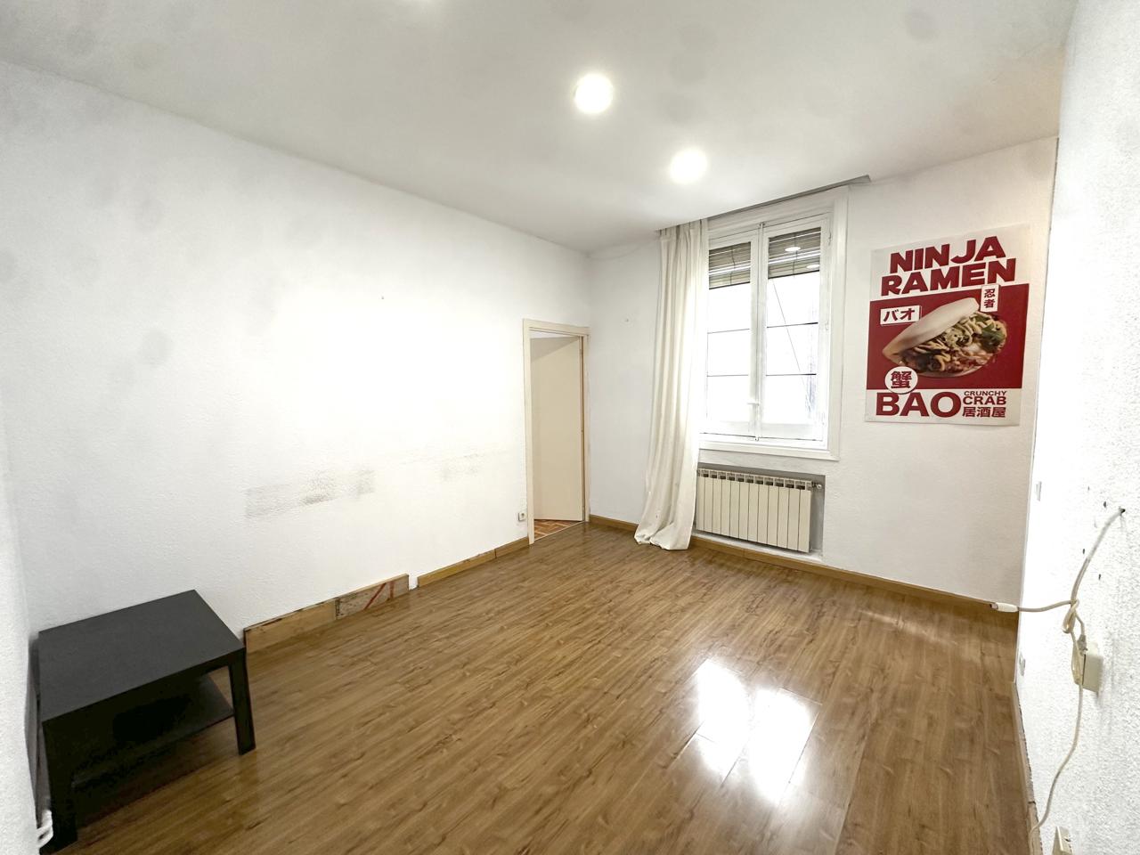 Piso en Calle de Monteleón, Madrid, Madrid de 73 m2