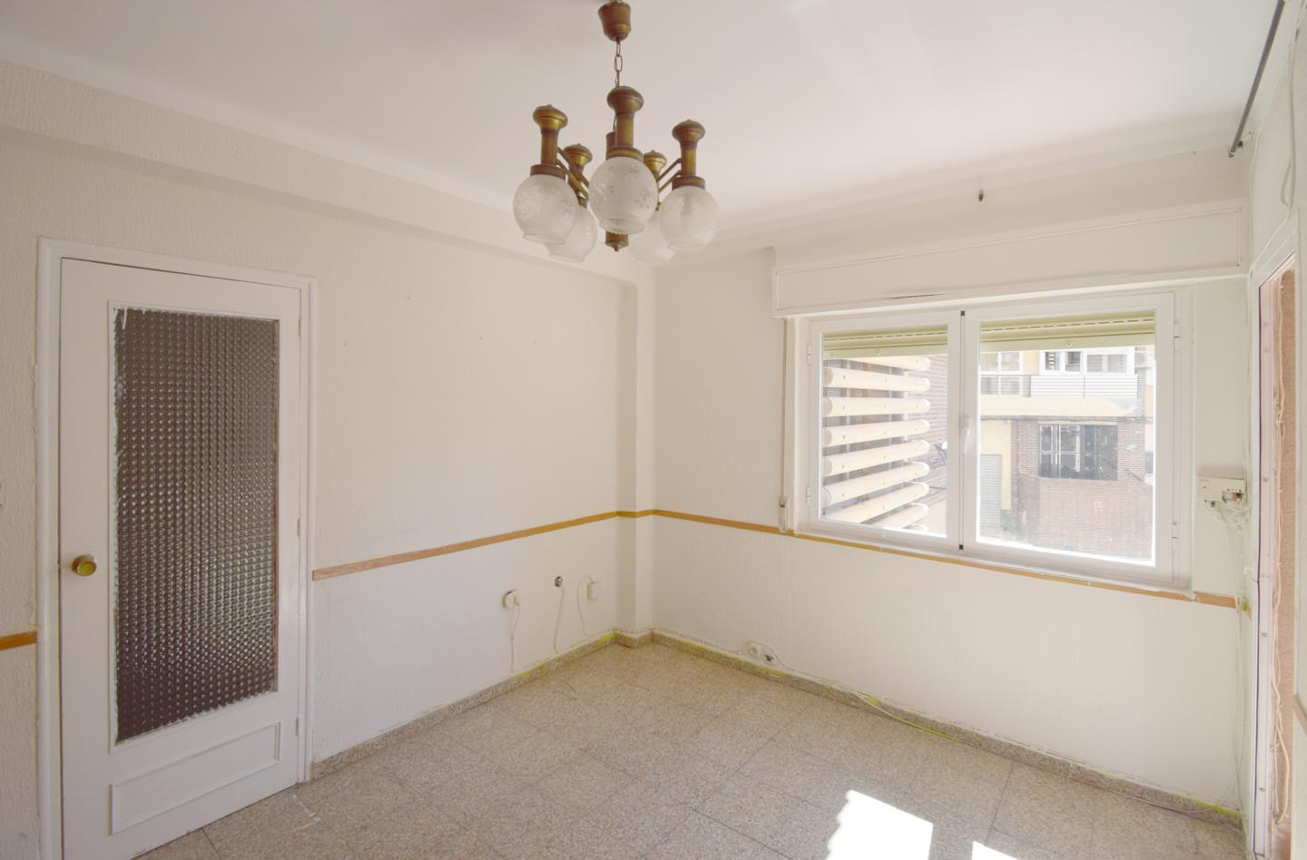 Piso en Calle San Antonio de la Barquera, Albacete, Albacete de 78 m2