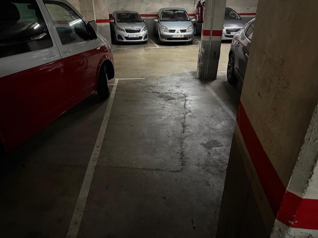 parking en barcelona · carrer-doctor-santponc-08030 104000€