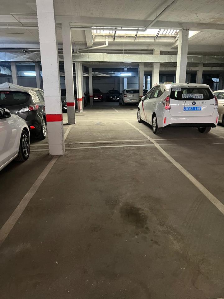parking en madrid · calle-de-binefar-28025 19500€