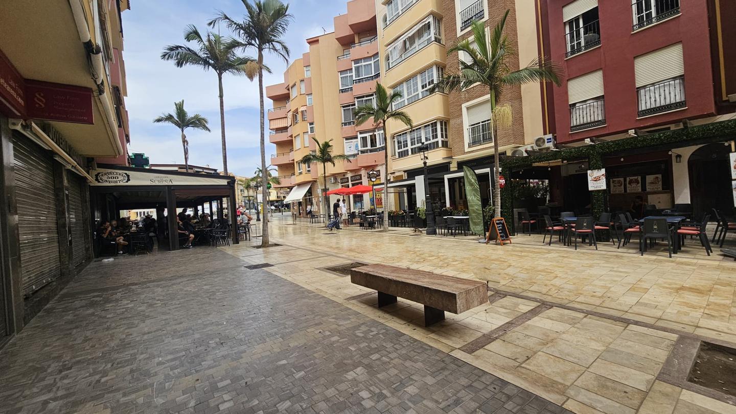 foto de LOCAL COMERCIAL EN BENALMADENA, MÁLAGA