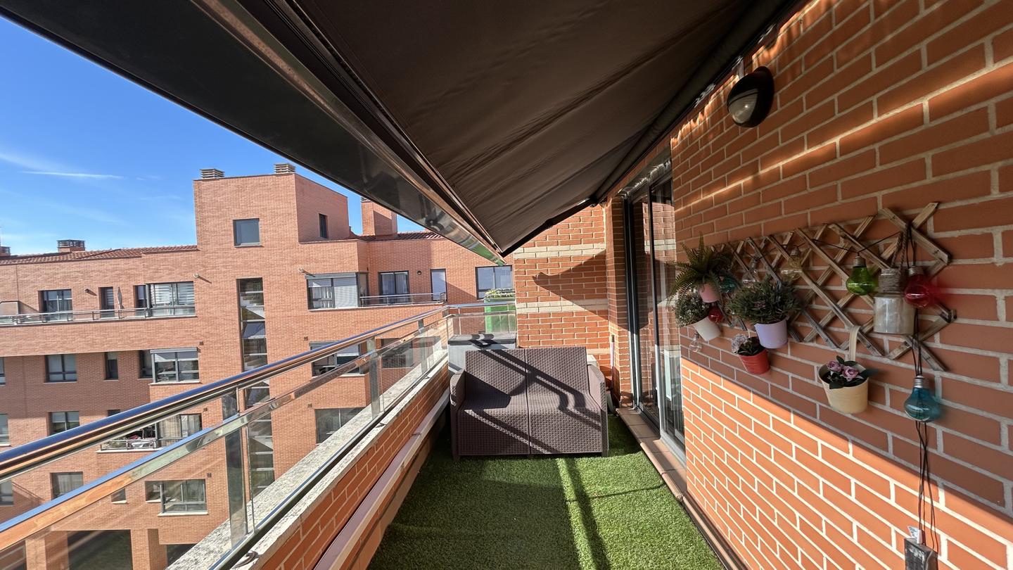 Piso en Calle del Mulhacén, Valladolid, Valladolid de 96 m2