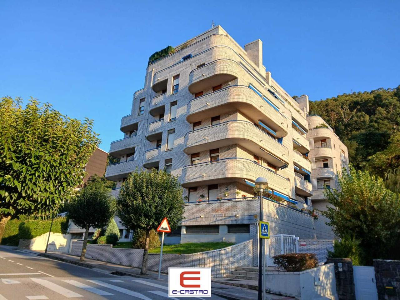 Piso en Barrio Brazomar, Castro-Urdiales, Cantabria de 77 m2