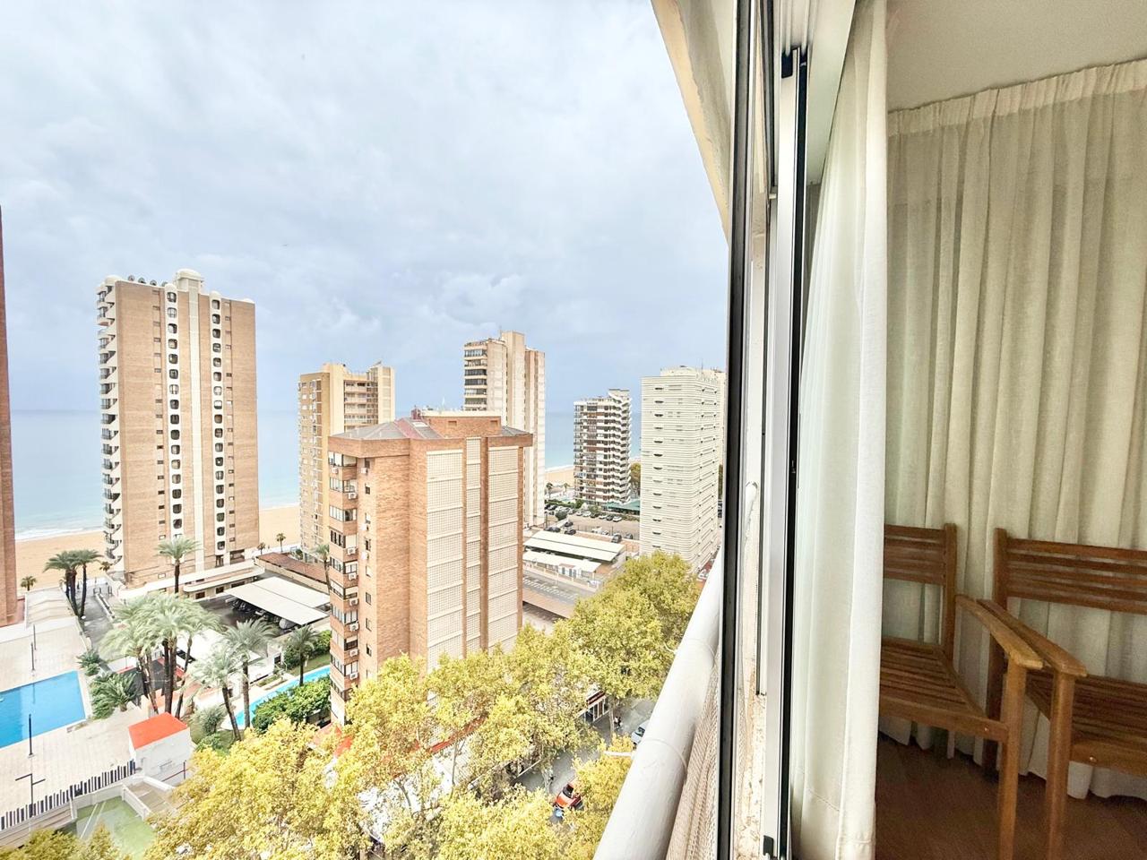 Piso en Avenida del Mediterráneo, Benidorm, Alicante de 48 m2