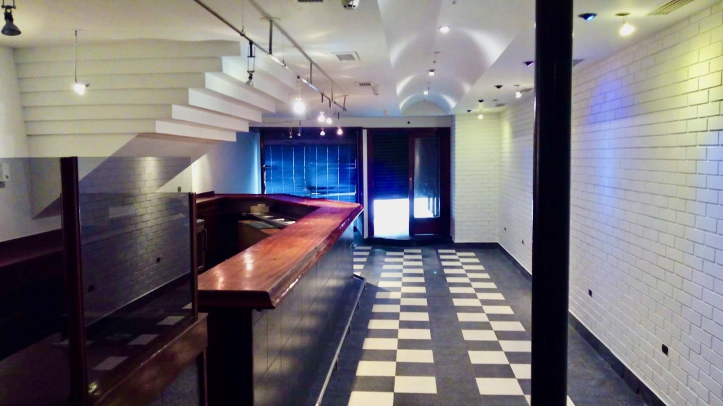 local en ermua · zubiaurre-kalea-48260 249900€