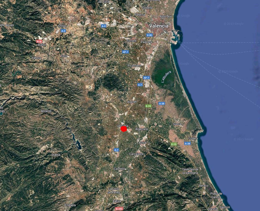 Nave industrial en L'Alcudia, Valencia de 4100 m2