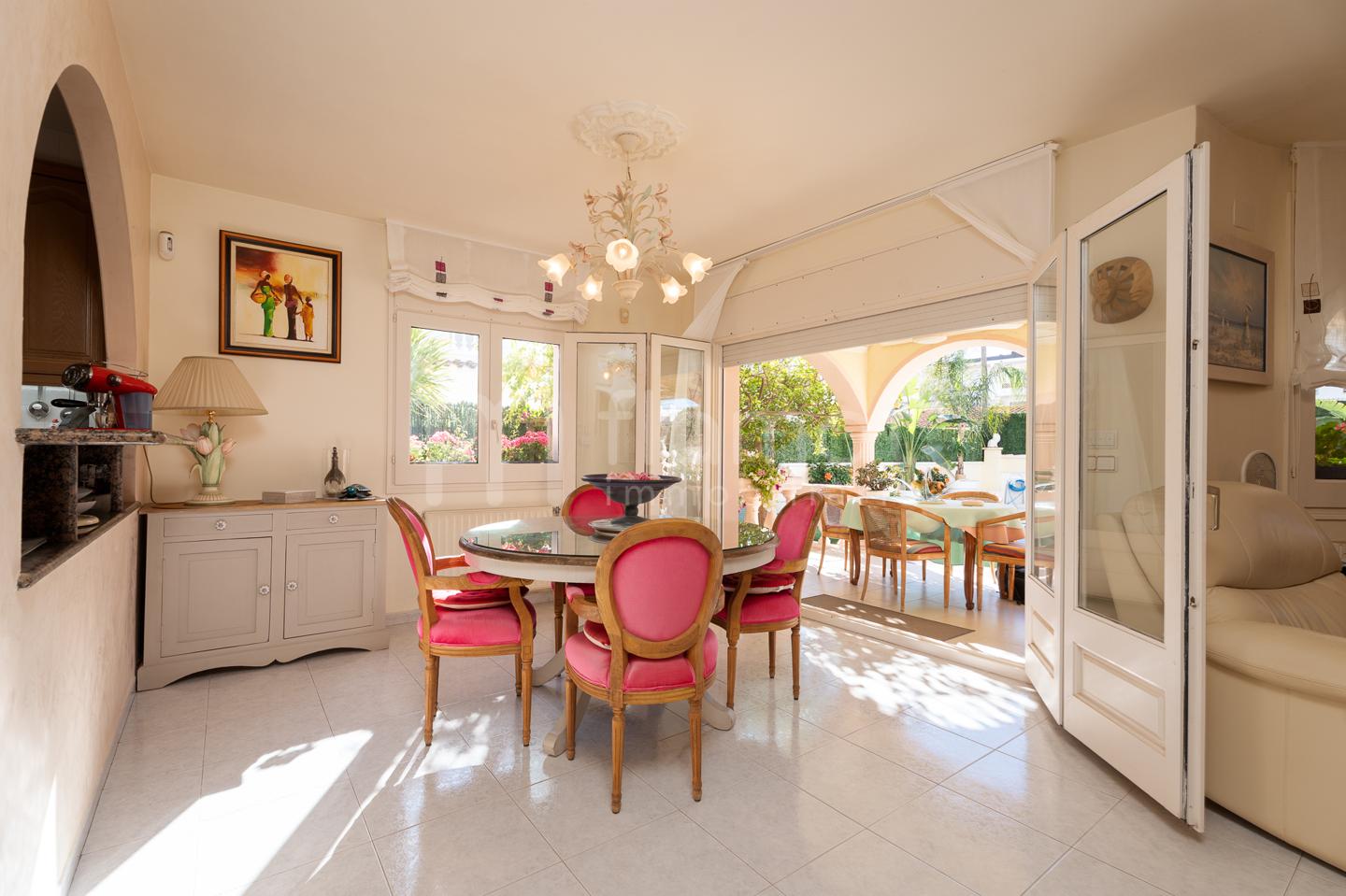 villas en empuriabrava · carrer-de-sant-mori-17487 525000€