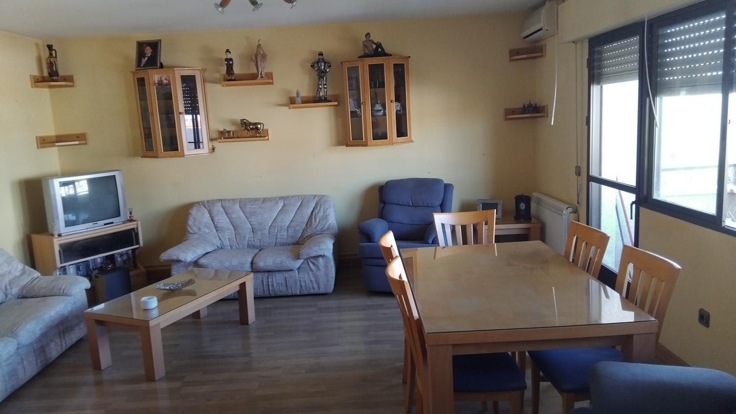 Piso en Avenida Cañada Real, Plasencia, Cáceres de 110 m2