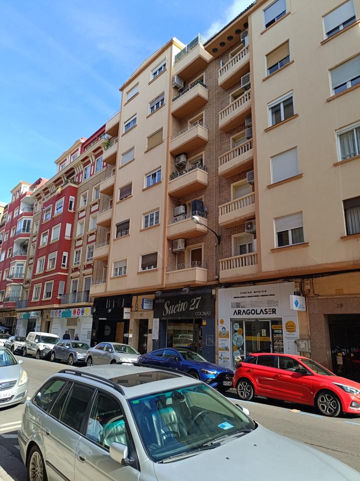 Piso en Calle de José María Lacarra de Miguel 27, Zaragoza, Zaragoza de 110 m2 Piso en Calle de José María Lacarra de Miguel 27, Zaragoza, Zaragoza de 110 m2
