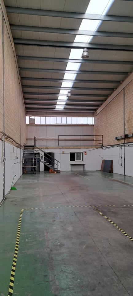 nave-industrial en ermua · avenida-bizkaia-etorbidea-48260 €
