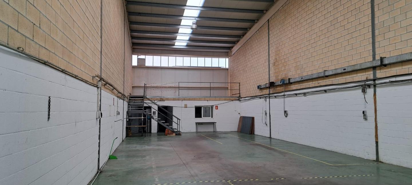 nave-industrial en ermua · avenida-bizkaia-etorbidea-48260 €