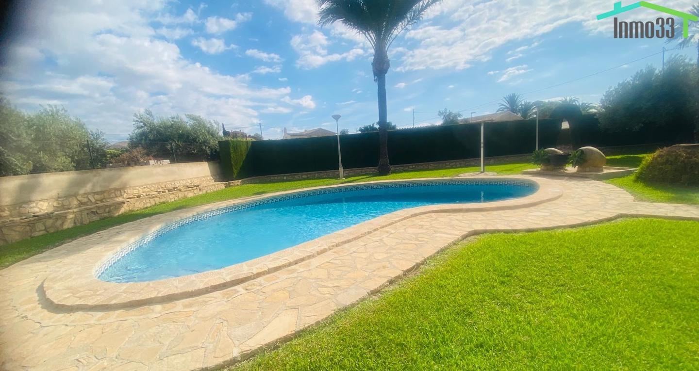 Casa / chalet en Partida Mediases, Villajoyosa, Alicante de 400 m2