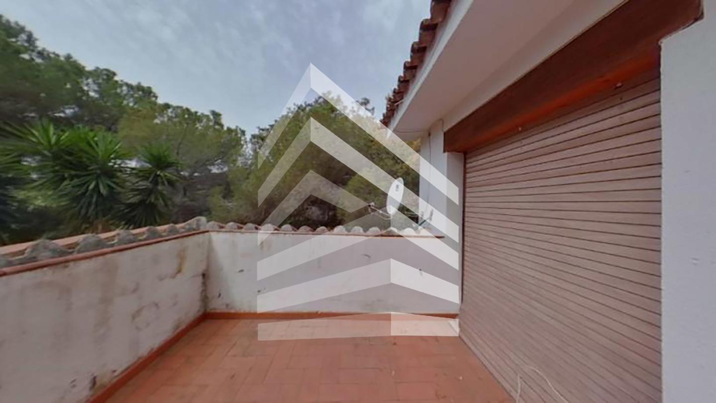 villas en arenys-de-munt · carrer-mare-de-deu-de-montserrat-08358 230000€