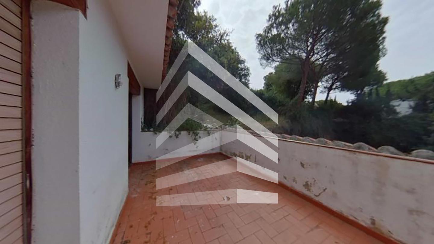 villas en arenys-de-munt · carrer-mare-de-deu-de-montserrat-08358 230000€
