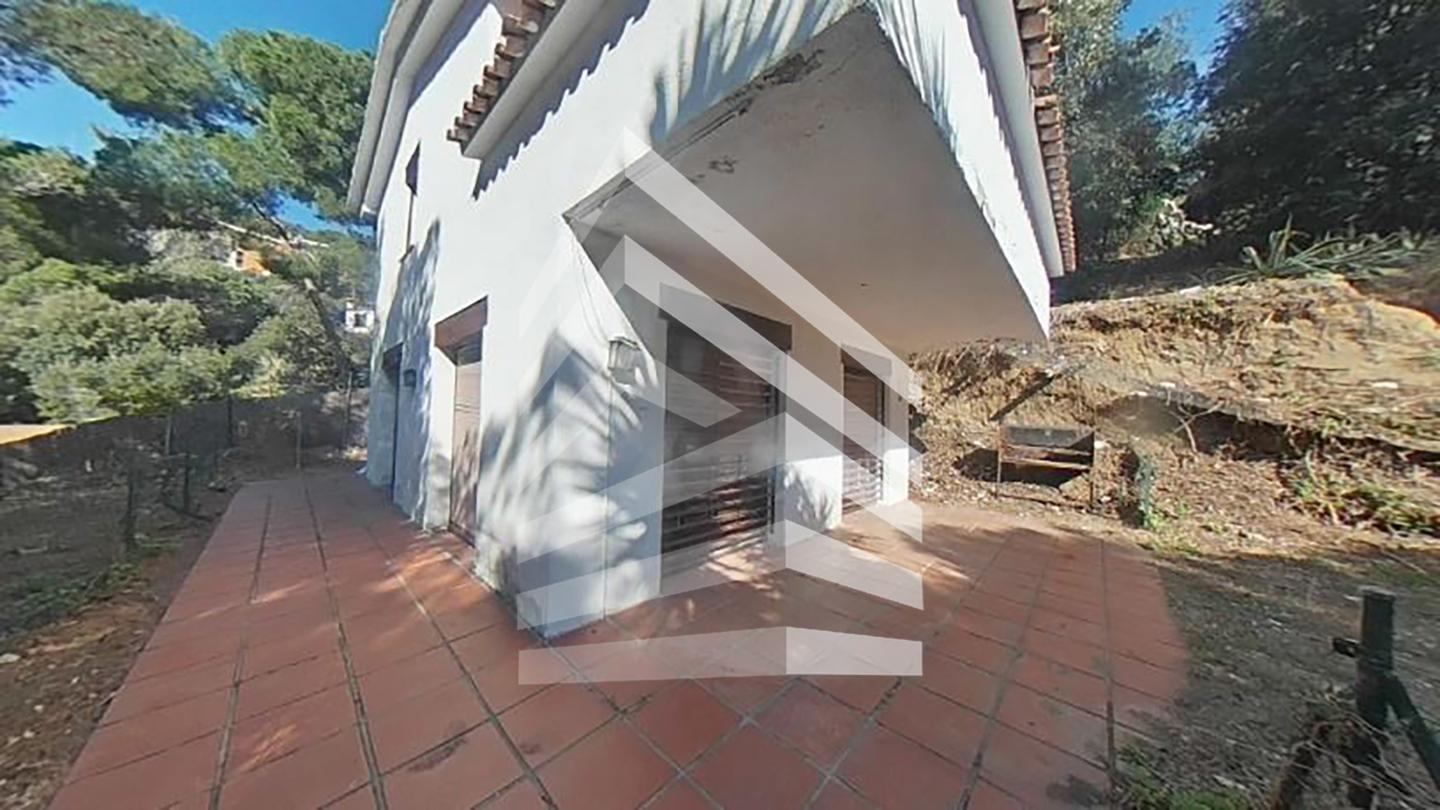 villas en arenys-de-munt · carrer-mare-de-deu-de-montserrat-08358 230000€