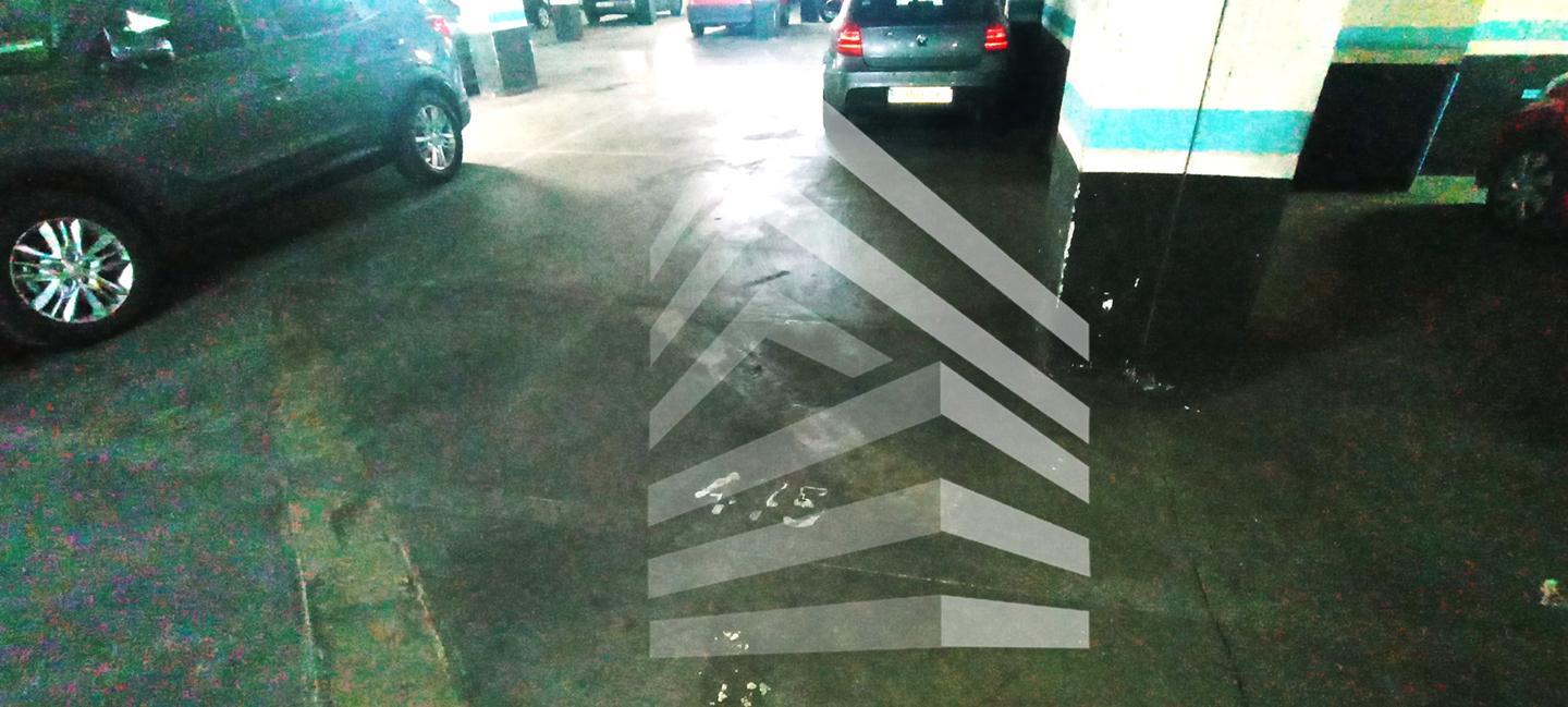 parking en barcelona · carrer-de-sant-pere-d'abanto-08014 13100€